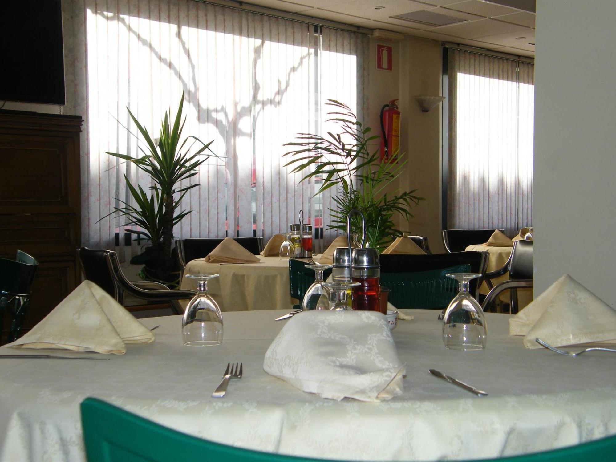Hotel Magallon Caspe Zewnętrze zdjęcie